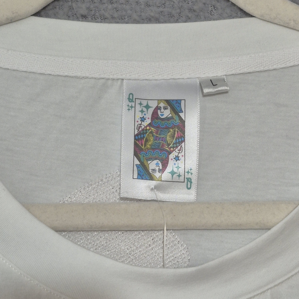 NWT Queen of Sparkles Women's White Short Sleeve Multi Wine Glass Tee Sequins L - Picture 3 of 8